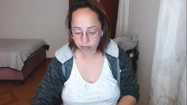 Image 10 of lumi_84 Stream on Chaturbate on 2 months ago