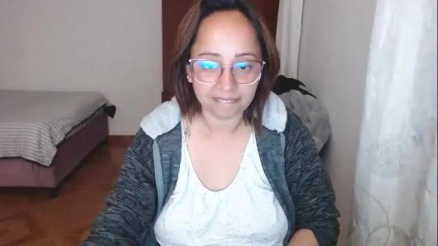 Image 4 of lumi_84 Stream on Chaturbate on 2 months ago