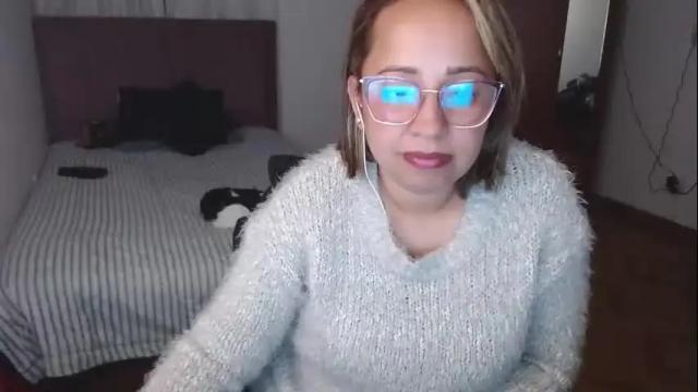 Image 2 of lumi_84 Stream on Chaturbate on 1 month ago