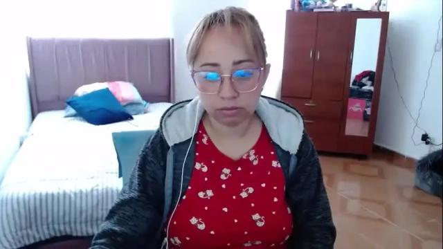 Image 3 of lumi_84 Stream on Chaturbate on 1 month ago