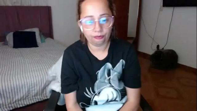 Image 2 of lumi_84 Stream on Chaturbate on 1 month ago