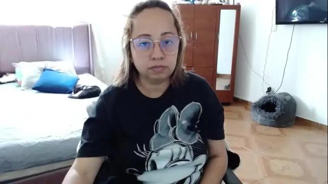 Image 2 of lumi_84 Stream on Chaturbate on 1 month ago