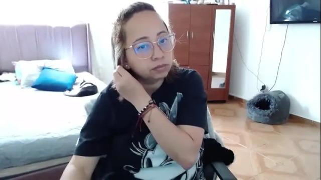 Image 3 of lumi_84 Stream on Chaturbate on 1 month ago