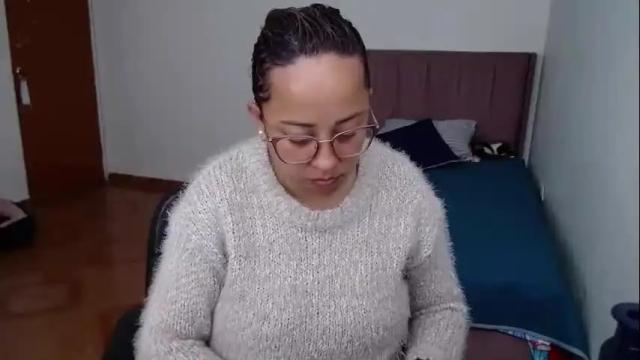 Image 3 of lumi_84 Stream on Chaturbate on 19 days ago