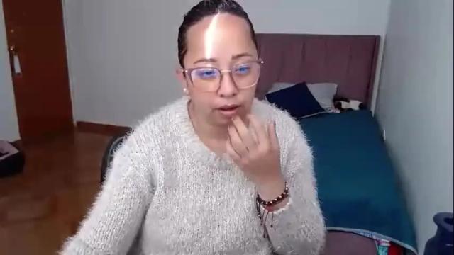 Image 4 of lumi_84 Stream on Chaturbate on 19 days ago