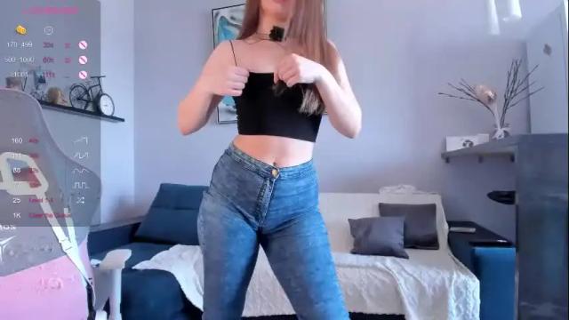 Image 12 of luna__l Stream on Chaturbate on 2 months ago