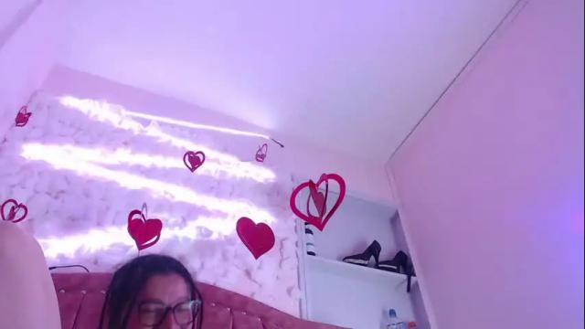 Image 11 of luna_azul_15 Stream on Chaturbate on 1 month ago