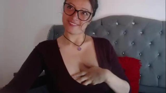 Image 3 of luna_azul_15 Stream on Chaturbate on 6 days ago
