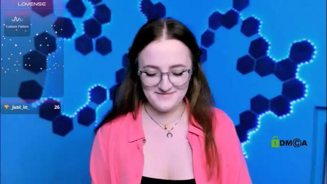 Image 11 of luna_berryy Stream on Chaturbate on 1 month ago