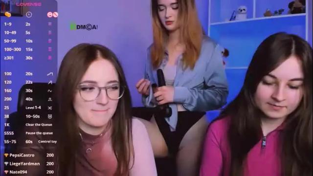 Image 3 of luna_berryy Stream on Chaturbate on 1 month ago