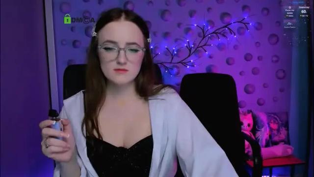 Thumbnail 3, luna_berryy's Stream at Chaturbate, 1 month ago