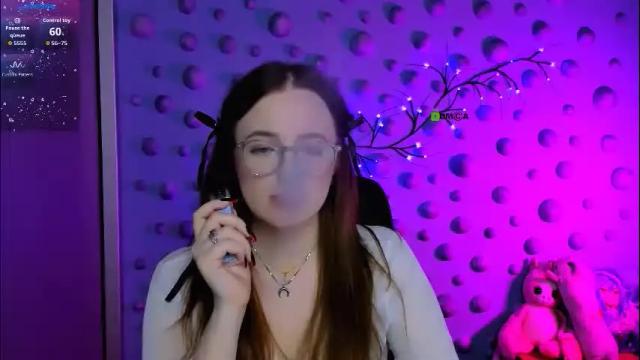 Image 10 of luna_berryy Stream on Chaturbate on 1 month ago