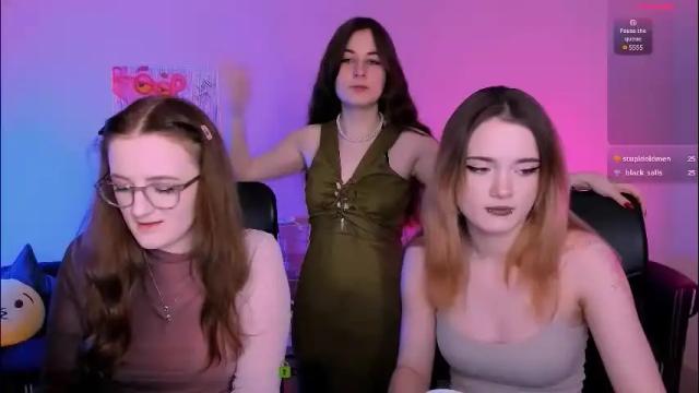 Image 4 of luna_berryy Stream on Chaturbate on 24 days ago