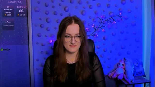 Image 10 of luna_berryy Stream on Chaturbate on 20 days ago