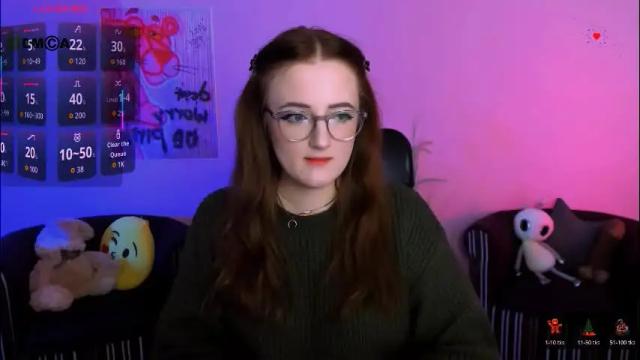 Image 4 of luna_berryy Stream on Chaturbate on 20 days ago