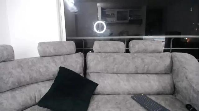 Image 8 of luna_corrs_ Stream on Chaturbate on 3 months ago