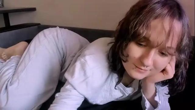 Image 4 of luna_cosmic Stream on Chaturbate on 1 month ago