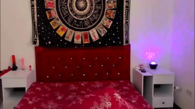 Image 3 of luna_del_rey_ Stream on Chaturbate on 1 month ago