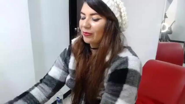 Image 3 of luna_dumont Stream on Chaturbate on 6 months ago