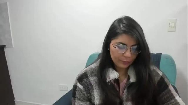 Image 6 of luna_dumont Stream on Chaturbate on 18 days ago