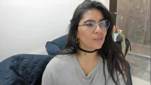 Image 10 of luna_dumont Stream on Chaturbate on 15 days ago