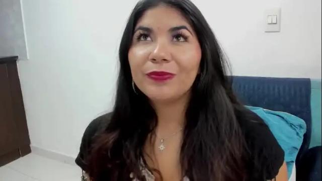 Image 6 of luna_dumont Stream on Chaturbate on 5 days ago
