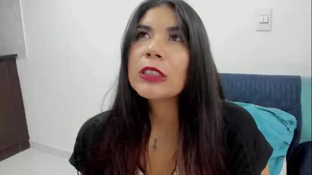 Image 8 of luna_dumont Stream on Chaturbate on 5 days ago