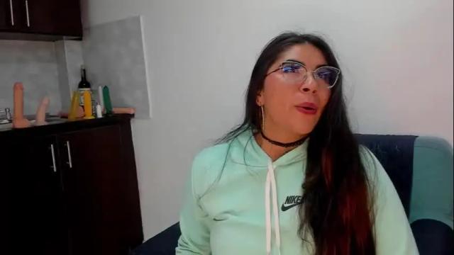 Image 4 of luna_dumont Stream on Chaturbate on 1 month ago