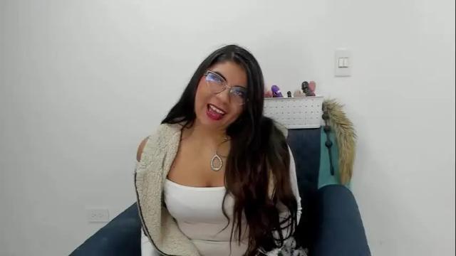 Image 12 of luna_dumont Stream on Chaturbate on 1 month ago