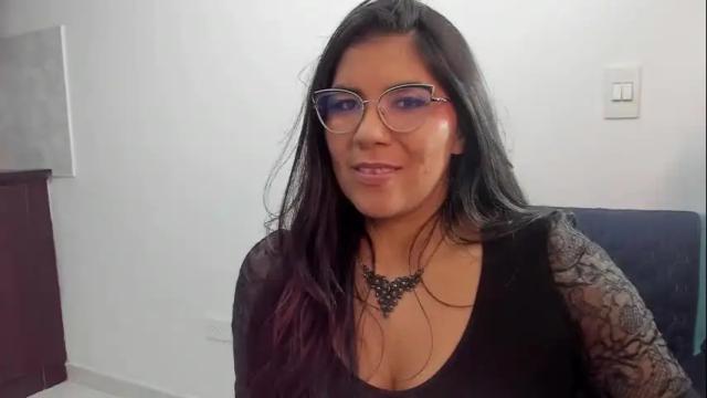 Image 11 of luna_dumont Stream on Chaturbate on 26 days ago