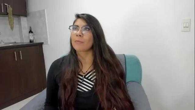 Image 3 of luna_dumont Stream on Chaturbate on 10 days ago