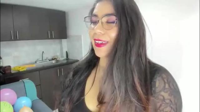 Image 6 of luna_dumont Stream on Chaturbate on 1 month ago