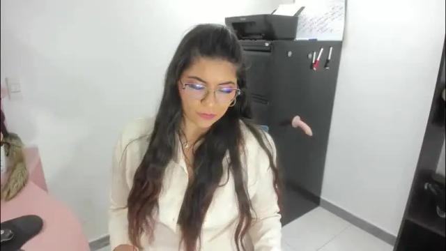 Image 8 of luna_dumont Stream on Chaturbate on 1 month ago