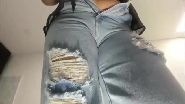 Image 2 of luna_dumont Stream on Chaturbate on 1 month ago