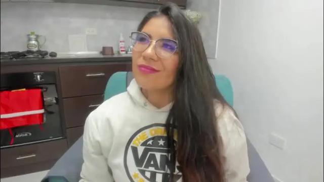 Image 3 of luna_dumont Stream on Chaturbate on 21 days ago