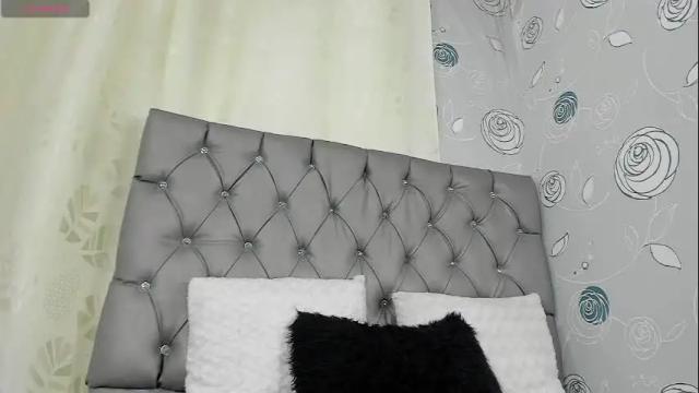 Image 2 of luna_evaa Stream on Chaturbate on 1 month ago