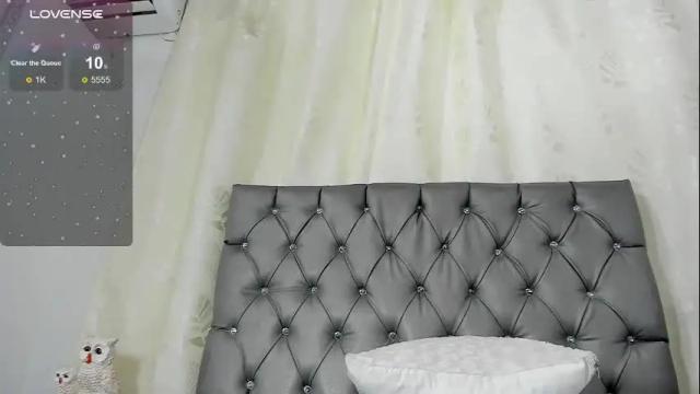Image 10 of luna_evaa Stream on Chaturbate on 23 days ago