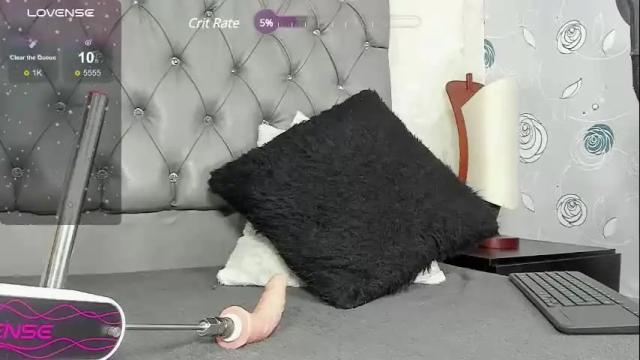 Image 10 of luna_evaa Stream on Chaturbate on 16 days ago