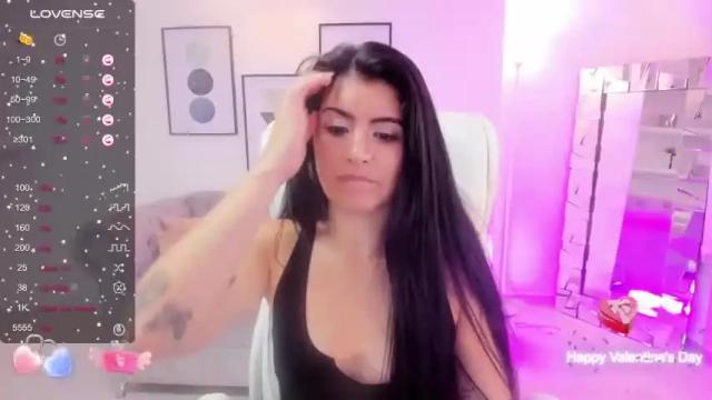 Image 7 of luna_evannss Stream on Chaturbate on 16 months ago