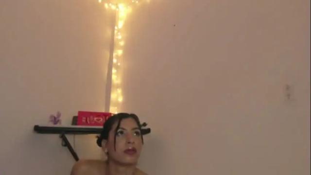 Image 8 of luna_fioree Stream on Chaturbate on 3 months ago