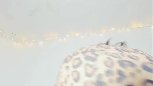 Image 2 of luna_fioree Stream on Chaturbate on 1 month ago