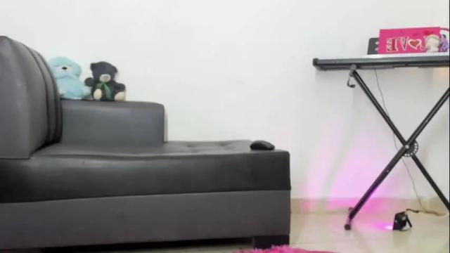 Image 6 of luna_fioree Stream on Chaturbate on 1 month ago
