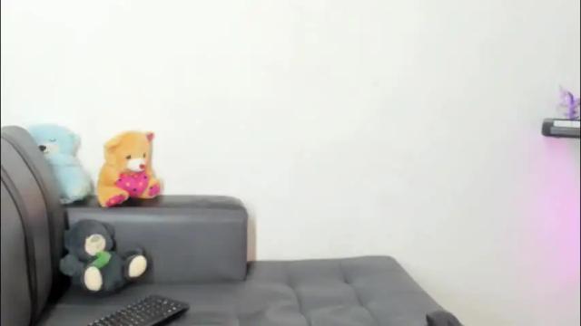 Image 11 of luna_fioree Stream on Chaturbate on 25 days ago