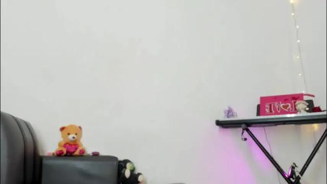 Image 4 of luna_fioree Stream on Chaturbate on 2 months ago