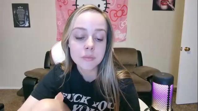 Image 12 of luna_lovelyy Stream on Chaturbate on 13 months ago