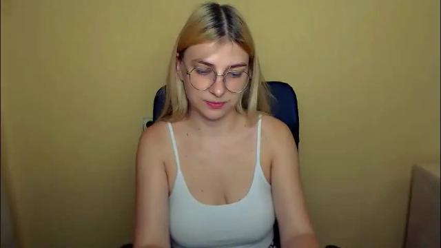 Image 11 of luna_lush_ Stream on Chaturbate on 5 months ago