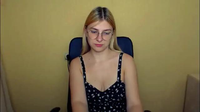 Image 7 of luna_lush_ Stream on Chaturbate on 5 months ago