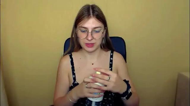 Image 2 of luna_lush_ Stream on Chaturbate on 5 months ago