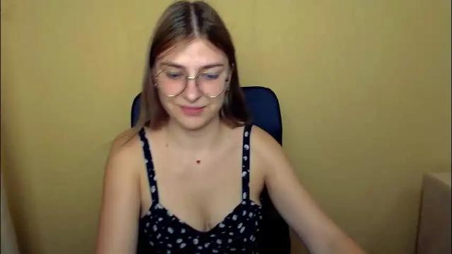 Image 4 of luna_lush_ Stream on Chaturbate on 5 months ago