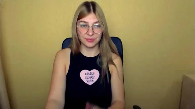Image 3 of luna_lush_ Stream on Chaturbate on 4 months ago